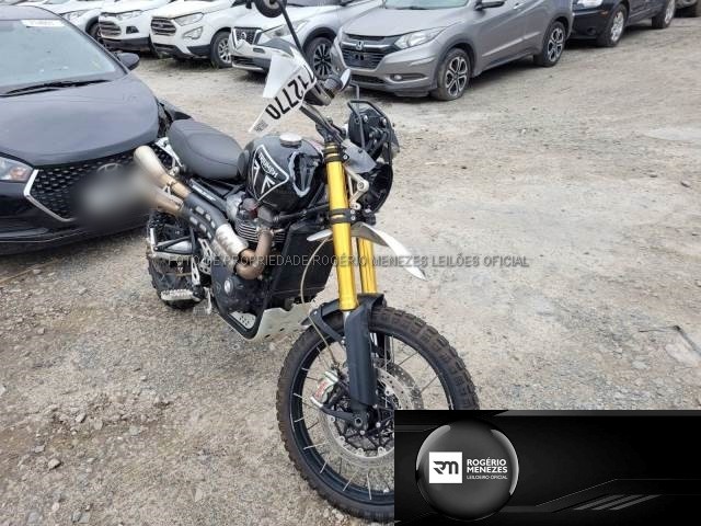 TRIUMPH SCRAMBLER 1200 XE
