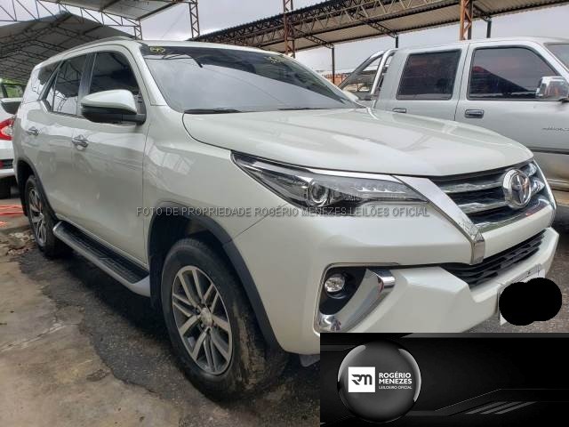 Lote 013  - 2019 TOYOTA SW4