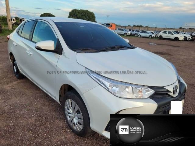 Lote 045 - TOYOTA YARIS SEDA XL 1.5 16V DUAL VVT-I
