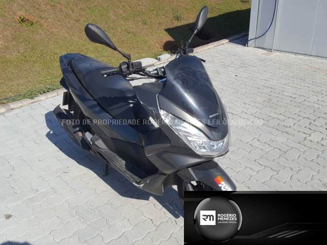 2016 HONDA PCX