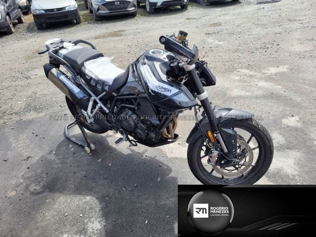 TRIUMPH TIGER 900 GT