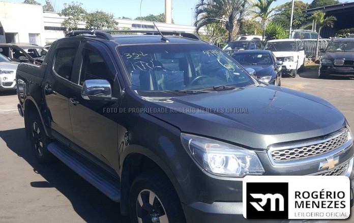 CHEVROLET S10 CABINE DUPLA HIGH COUNTRY AT 2.8 CTDI DIESEL 2016