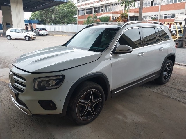 LOTE 083 MERCEDES-BENZ GLB200 PROG