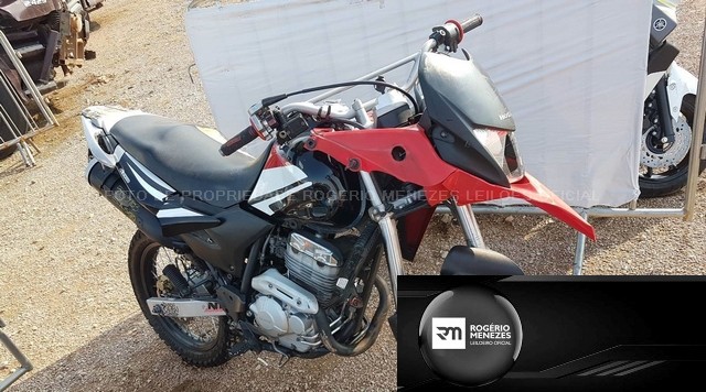 Lote 014 - HONDA XRE 300 2015