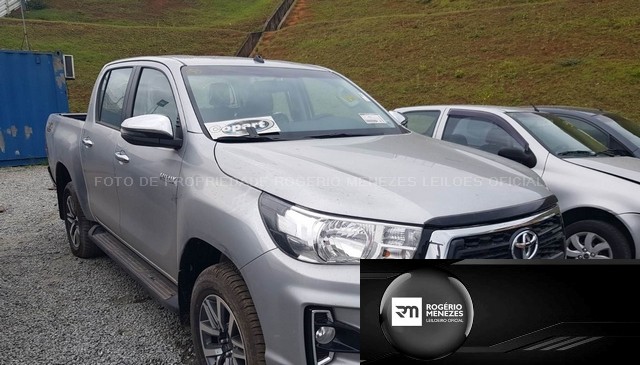 TOYOTA HILUX CD SRV 2.8 D-4D TURBO 2020